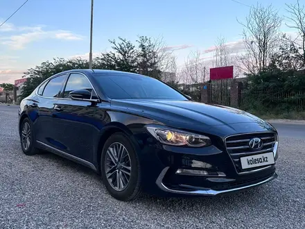 Hyundai Grandeur 2017 года за 10 800 000 тг. в Кентау