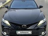 Toyota Camry 2021 года за 15 000 000 тг. в Алматы