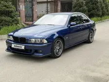 BMW M5, 2001
