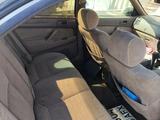 Toyota Camry 1997 годаүшін1 500 000 тг. в Урджар – фото 2