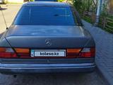 Mercedes-Benz E 230 1991 года за 1 950 000 тг. в Талдыкорган – фото 5