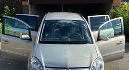 Opel Zafira 2008 года за 3 500 000 тг. в Астана – фото 2
