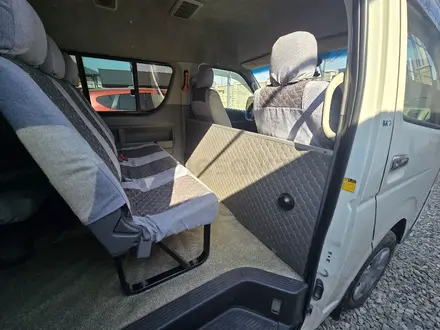 Toyota Hiace 2008 года за 8 700 000 тг. в Алматы – фото 12