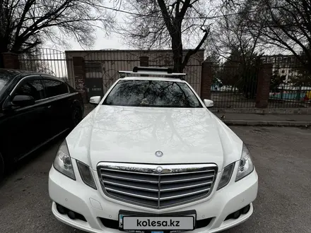 Mercedes-Benz E 200 2011 года за 7 800 000 тг. в Алматы – фото 11