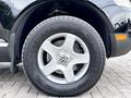 Volkswagen Touareg 2004 года за 7 500 000 тг. в Алматы – фото 14