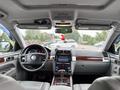 Volkswagen Touareg 2004 года за 7 500 000 тг. в Алматы – фото 16