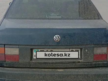 Volkswagen Passat 1990 года за 750 000 тг. в Астана – фото 2