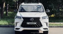 Lexus LX 570 2018 годаүшін44 500 000 тг. в Алматы