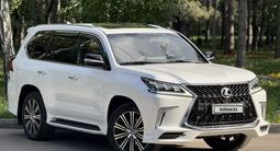 Lexus LX 570 2018 годаүшін44 500 000 тг. в Алматы – фото 2
