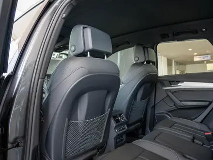 Audi SQ5 TFSI Quattro 2023 года за 42 692 500 тг. в Алматы – фото 38