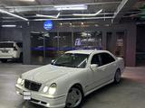Mercedes-Benz E 320 2001 годаfor5 500 000 тг. в Шымкент – фото 2