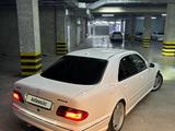 Mercedes-Benz E 320 2001 годаfor5 500 000 тг. в Шымкент – фото 3