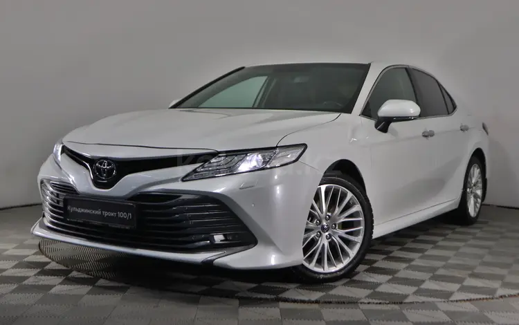 Toyota Camry 2018 года за 12 990 000 тг. в Алматы