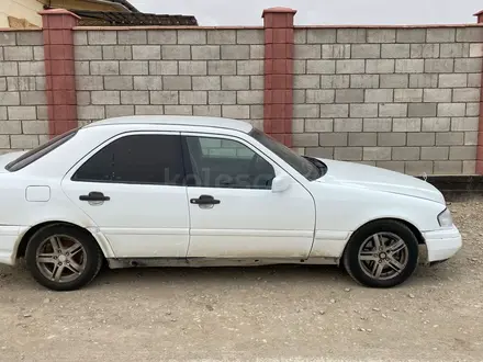 Mercedes-Benz C 220 1993 года за 890 000 тг. в Кызылорда – фото 2