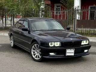 BMW 728