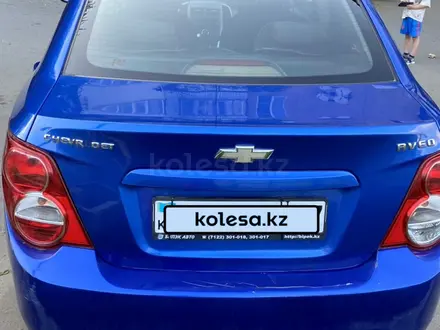 Chevrolet Aveo 2013 года за 3 700 000 тг. в Уральск – фото 4