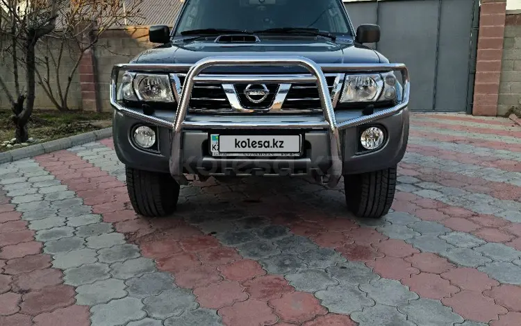 Nissan Patrol 2003 года за 7 500 000 тг. в Алматы