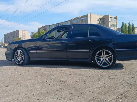 Mercedes-Benz E 320 1996 года за 2 500 000 тг. в Кызылорда – фото 8