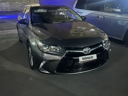 Toyota Camry 2015 года за 7 500 000 тг. в Атырау – фото 6