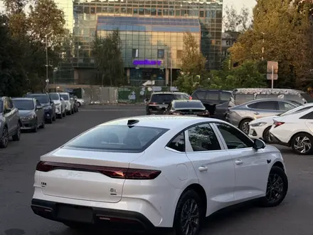 BYD Qin L DM-i 2025 года за 10 000 000 тг. в Алматы – фото 3