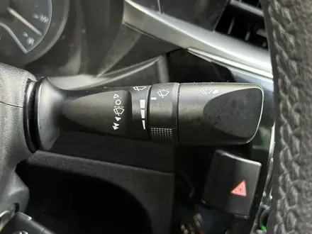 Toyota Corolla 2014 года за 7 190 000 тг. в Актобе – фото 15