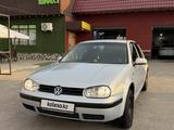 Volkswagen Golf 1998 года за 1 600 000 тг. в Есик