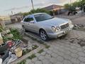 Mercedes-Benz E 280 1997 года за 1 600 000 тг. в Караганда – фото 2