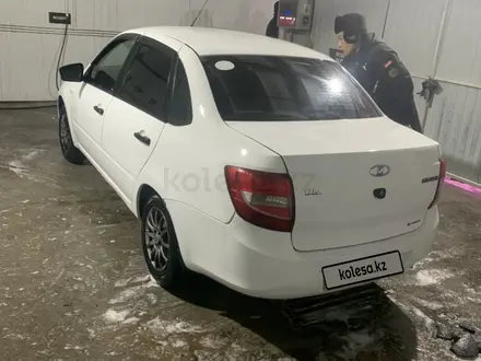 ВАЗ (Lada) Granta 2190 2018 года за 2 900 000 тг. в Семей