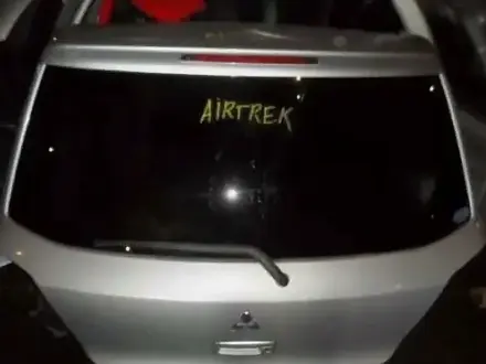 Крышка багажника в сборе Mitsubishi Airtrek CU5W за 80 000 тг. в Караганда