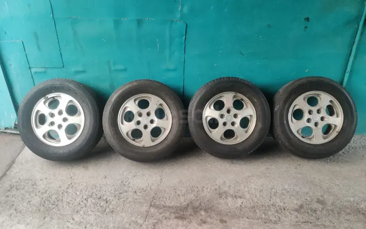Комплект колес 215 70 R16 за 170 000 тг. в Алматы
