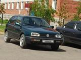 Volkswagen Golf 1995 годаүшін1 287 000 тг. в Павлодар