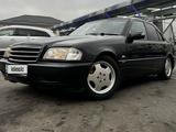 Mercedes-Benz C 280 1995 годаfor2 990 000 тг. в Алматы – фото 2