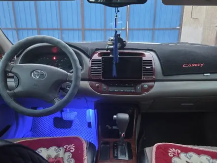 Toyota Camry 2003 года за 4 000 000 тг. в Актау – фото 4