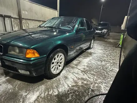 BMW 325 1995 года за 1 650 000 тг. в Алматы