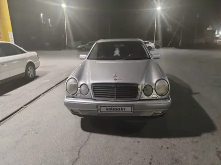 Mercedes-Benz E 280 1998 года за 3 200 000 тг. в Шымкент