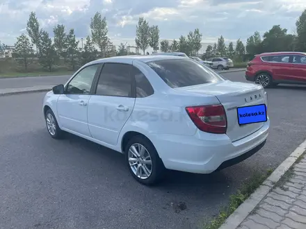 ВАЗ (Lada) Granta 2190 2023 года за 5 300 000 тг. в Костанай – фото 2