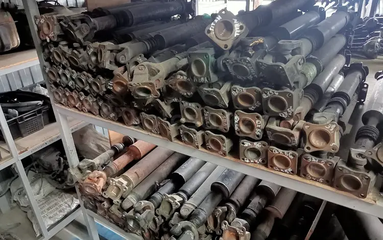 Кардан 2TR 1KD 1GD 2UZ 1GR 1UR 3UR 1FZ FE 1VD передний задний карданный вал за 75 000 тг. в Усть-Каменогорск