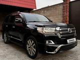 Toyota Land Cruiser 2017 года за 33 000 000 тг. в Алматы – фото 2