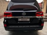 Toyota Land Cruiser 2017 года за 31 500 000 тг. в Алматы – фото 5