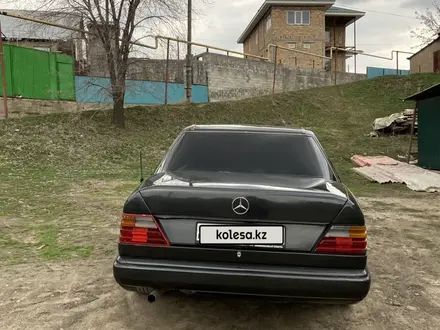 Mercedes-Benz E 230 1991 года за 1 850 000 тг. в Алматы – фото 6