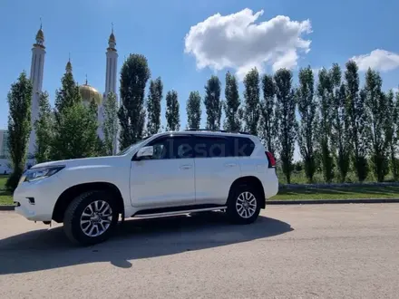 Toyota Land Cruiser Prado 2019 года за 25 800 000 тг. в Актобе – фото 6