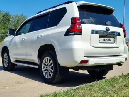 Toyota Land Cruiser Prado 2019 года за 25 800 000 тг. в Актобе – фото 8