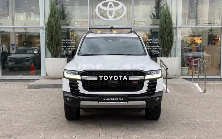Toyota Land Cruiser GR Sport 2026 года за 72 390 000 тг. в Астана