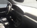 Kia Carnival 2001 года за 350 000 тг. в Шелек – фото 5