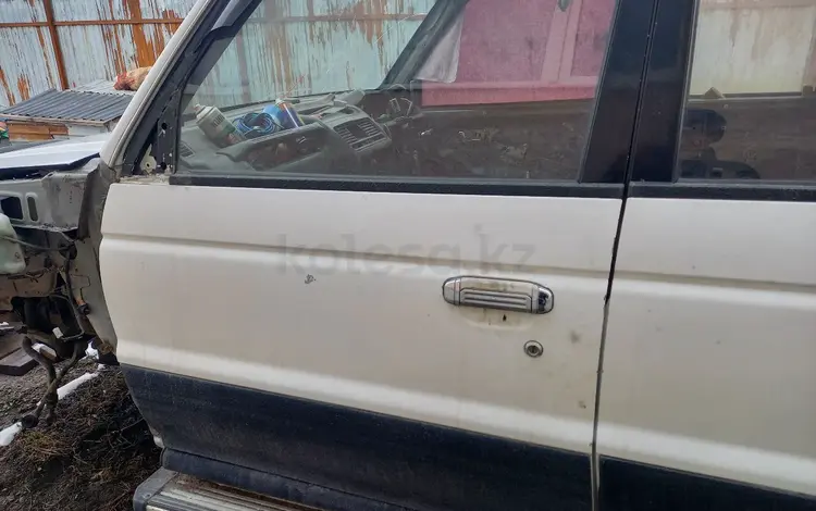 Двери на паджеро 2үшін20 000 тг. в Талгар
