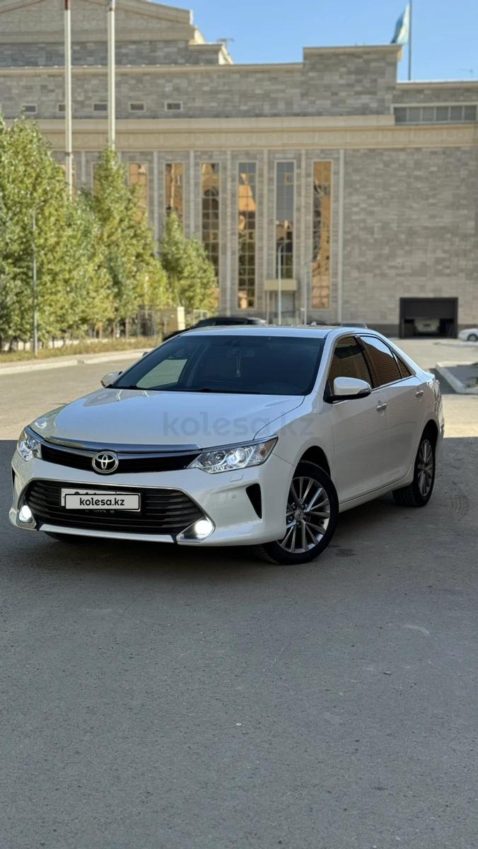 Toyota Camry 2016 г.