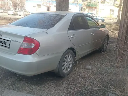 Toyota Camry 2004 года за 6 300 000 тг. в Усть-Каменогорск – фото 2