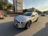 Hyundai Santa Fe 2022 года за 15 500 000 тг. в Алматы