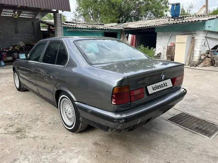 BMW 520 1991 года за 1 300 000 тг. в Алматы