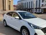 Hyundai Accent 2021 года за 8 400 000 тг. в Кызылорда – фото 2